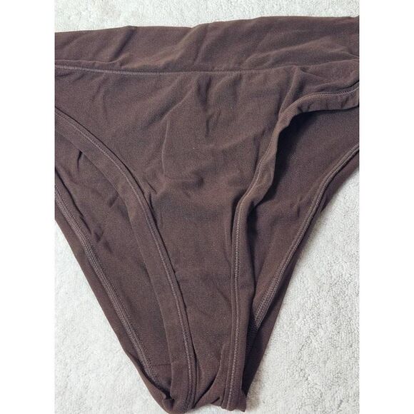 Skims hi cut brief Nwt - Picture 3 of 6